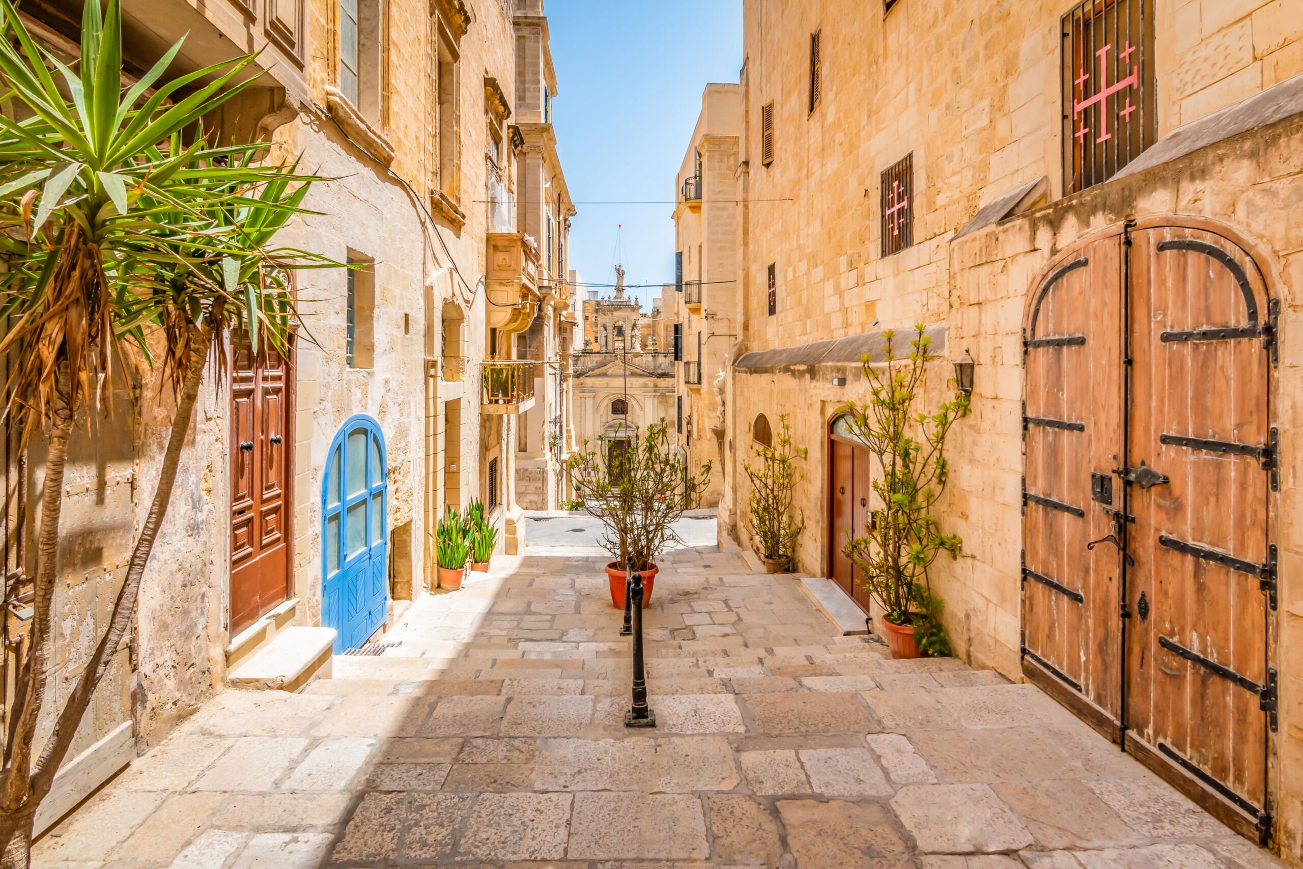 Narrow,Street,In,City,Centre,Of,Valletta,,Malta.
