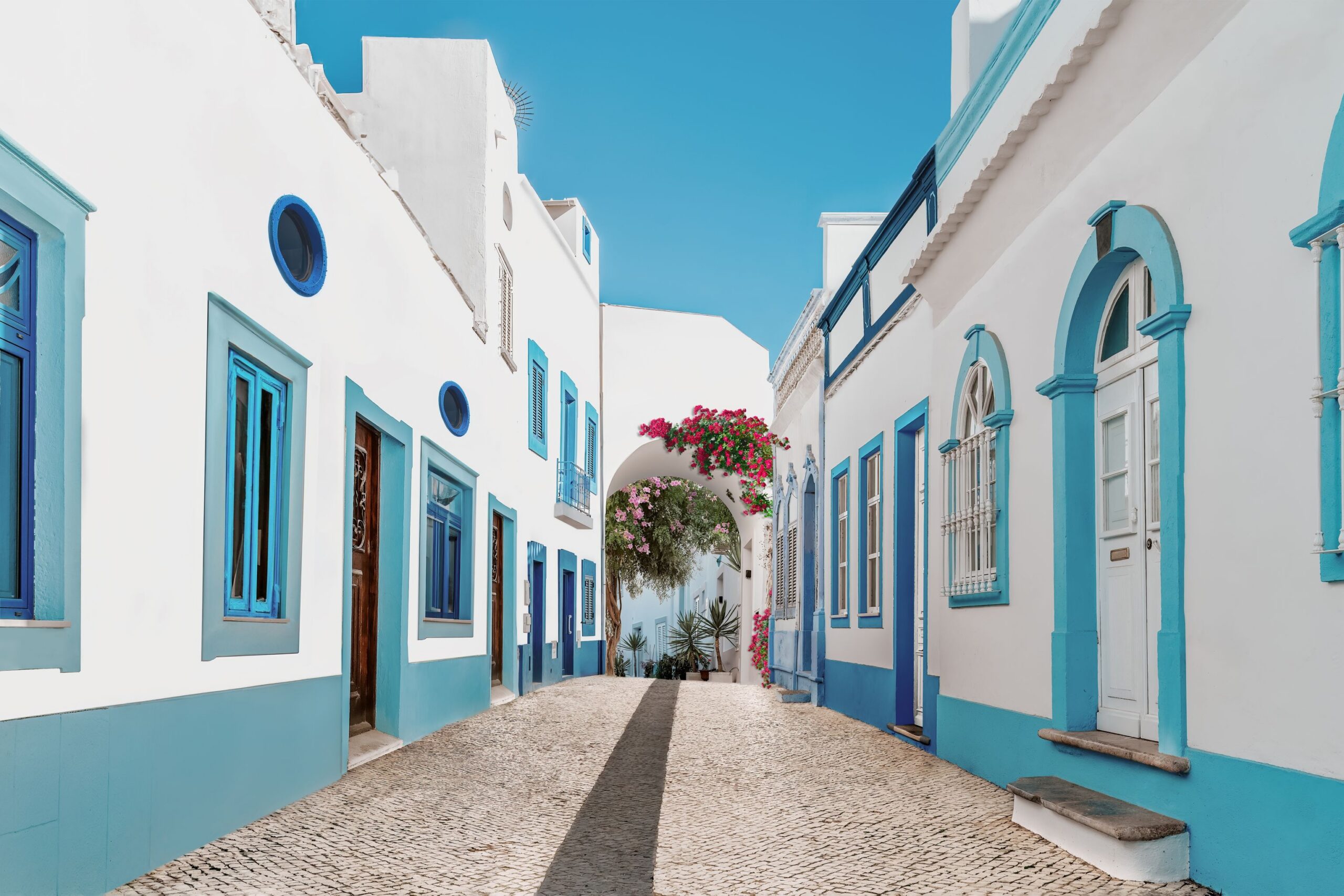 Street,In,Fishermen,Village,With,White,And,Blue,Houses,And